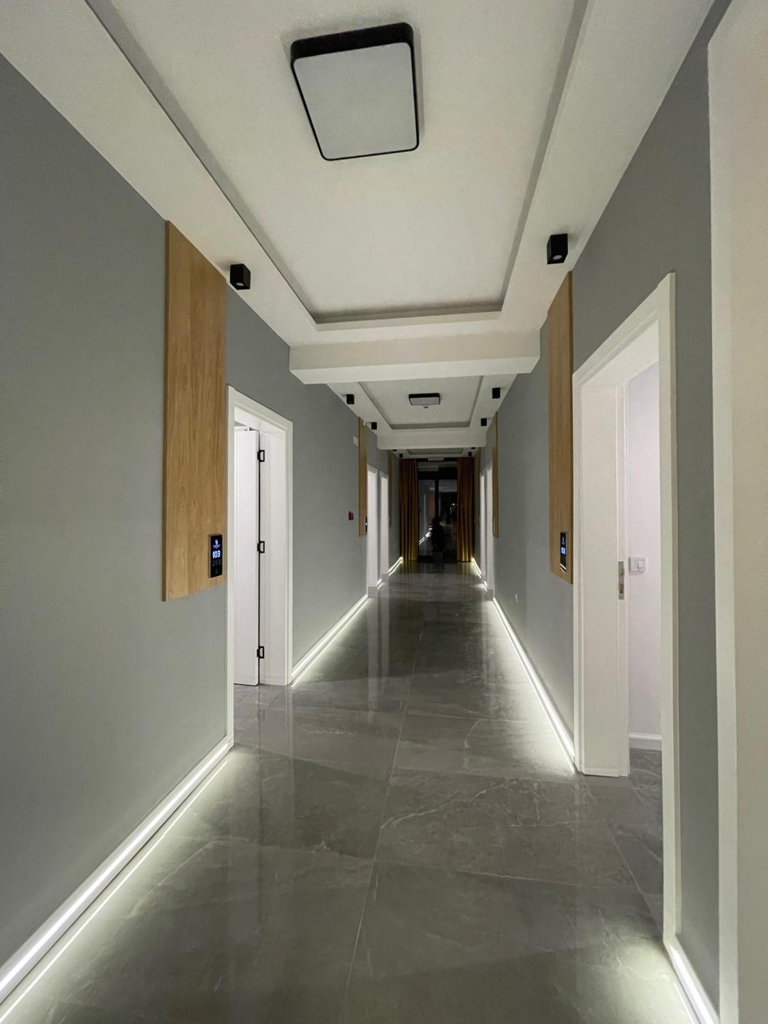 Hotel Maraj Ulcinj Exterior foto